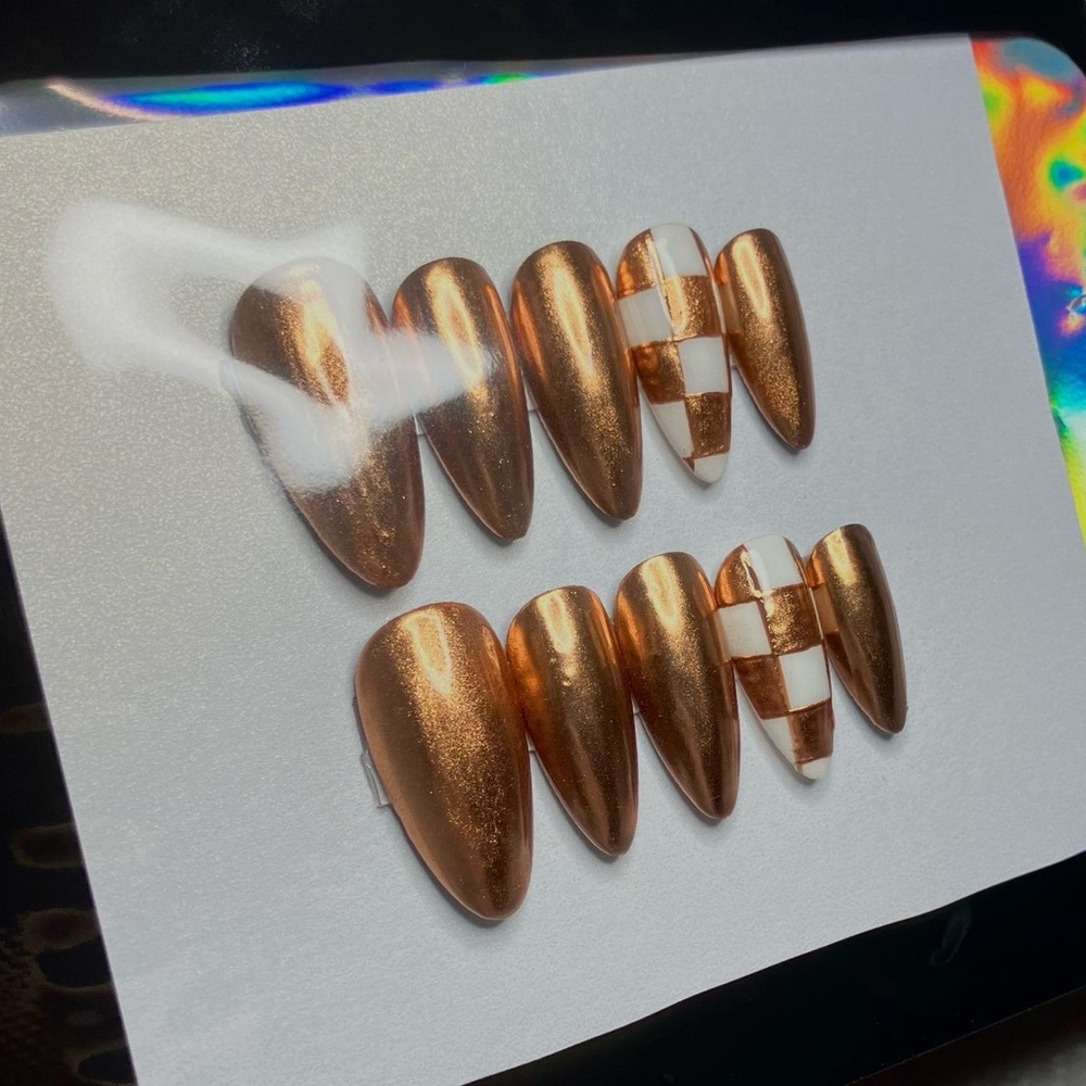 CHOOSE YOUR OWN CHROME PRESS ON NAILS